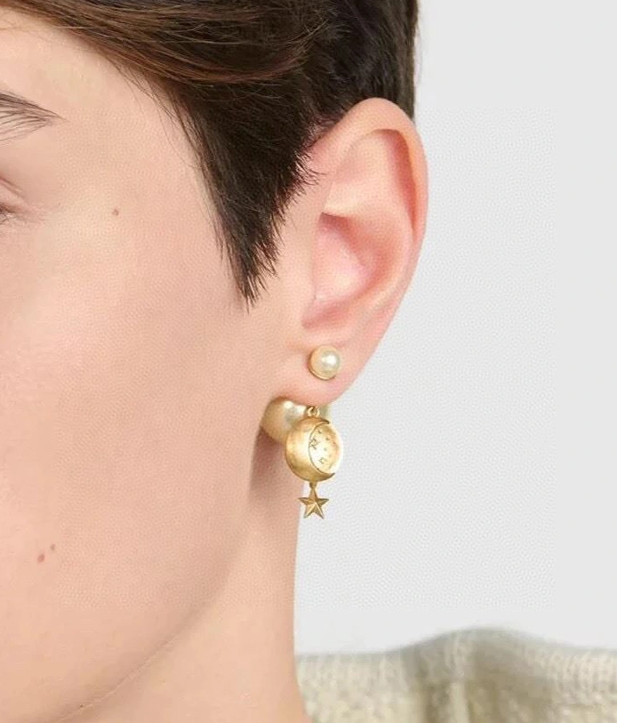 Christian Dxxr Earrings Unique 294243