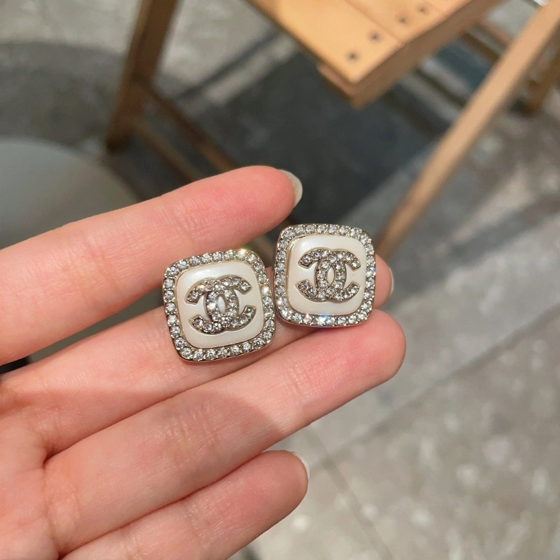 Chxnxl Earrings Functional 286098
