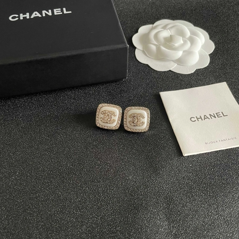 Chxnxl Earrings Functional 286098