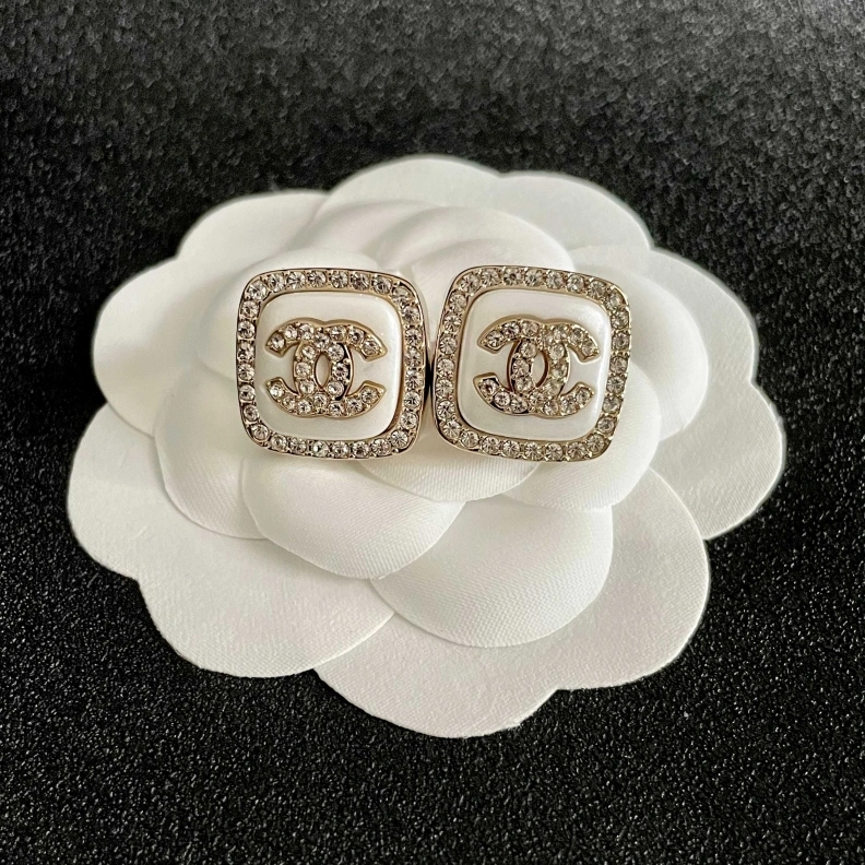 Chxnxl Earrings Functional 286098