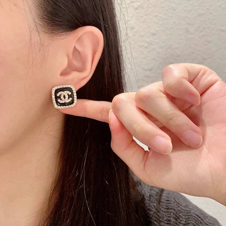 EasyMatch Chxnxl Earrings 286100