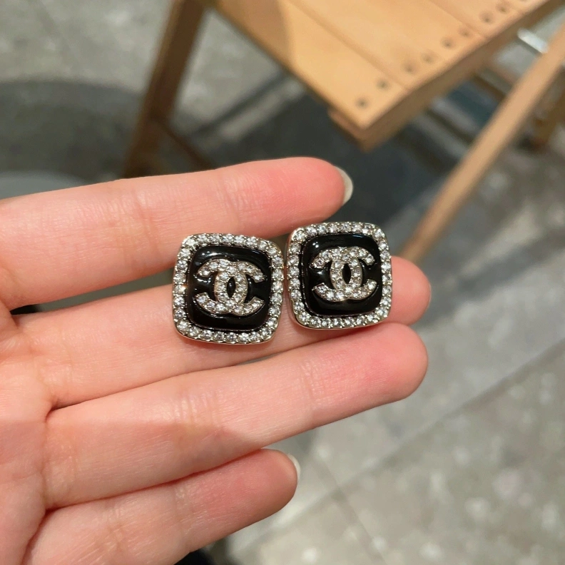 EasyMatch Chxnxl Earrings 286100