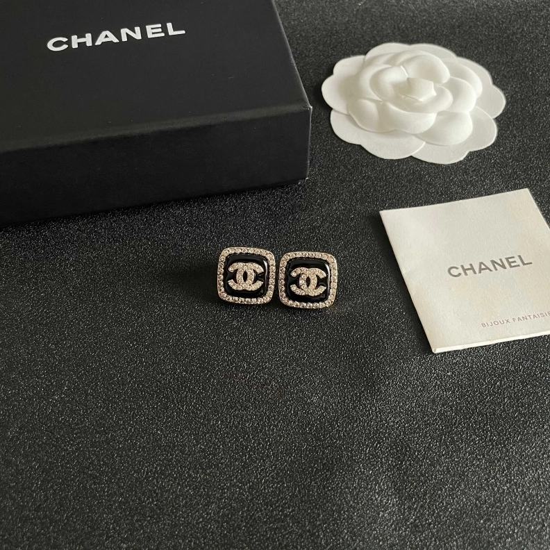 EasyMatch Chxnxl Earrings 286100
