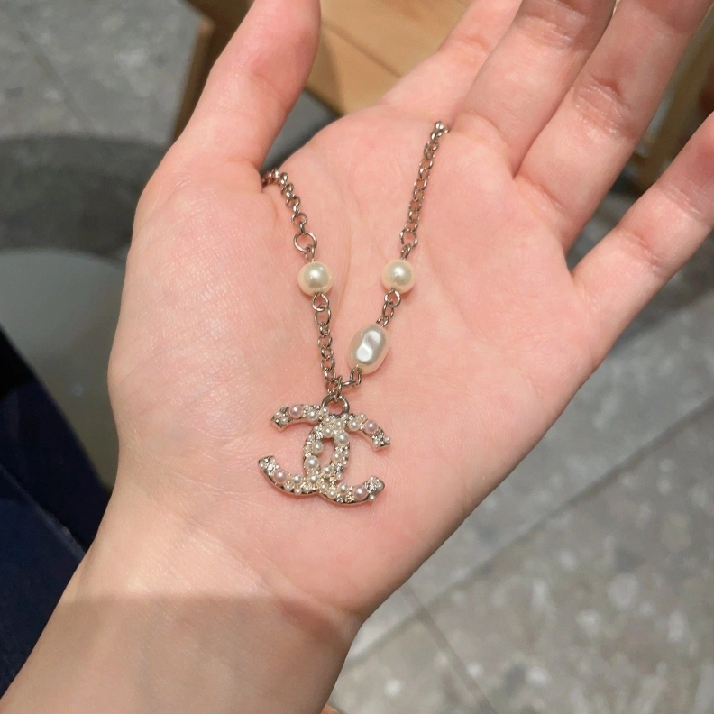 Chxnxl Necklaces Affordable 285468