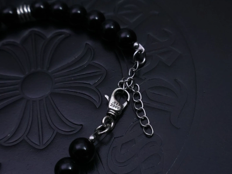 WellDesigned Chrxmx Hxxrts Necklaces 297063