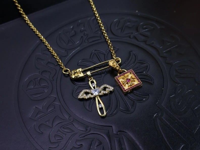 Classic Chrxmx Hxxrts Necklaces 297028