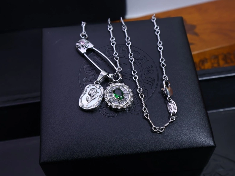 Chrxmx Hxxrts Necklaces EasyMatch 297024