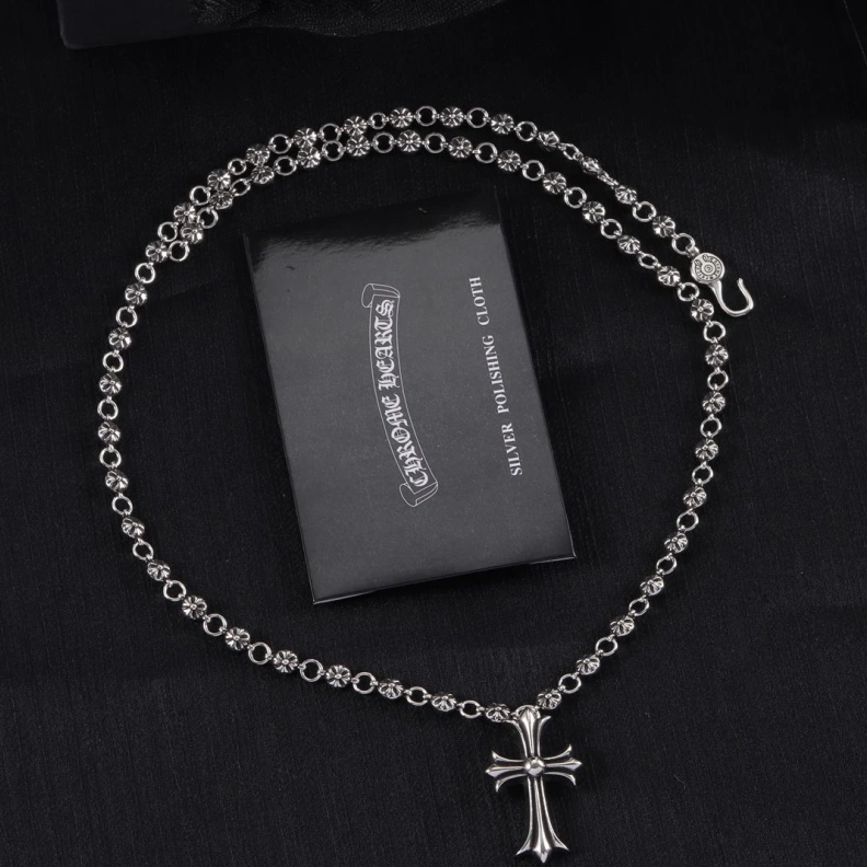 Chrxmx Hxxrts Necklaces Cozy 296986
