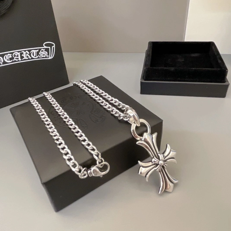 Durable Chrxmx Hxxrts Necklaces 296995