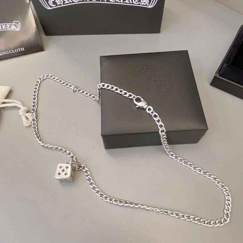 Sleek Chrxmx Hxxrts Necklaces 297003