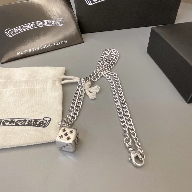 Sleek Chrxmx Hxxrts Necklaces 297003