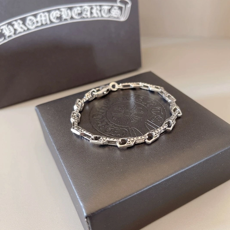 Chrxmx Hxxrts Bracelets Minimalist 297400