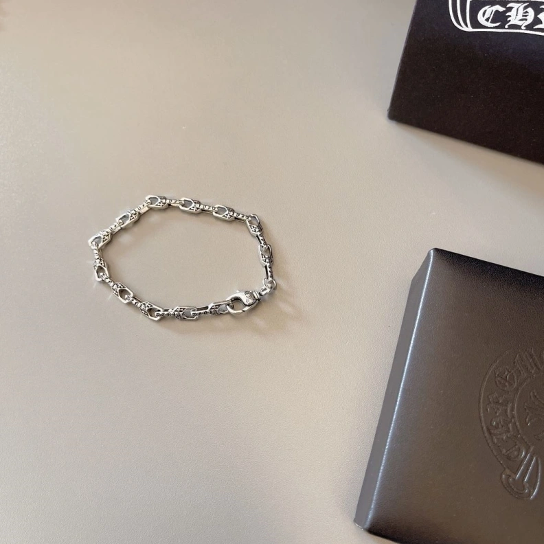 Chrxmx Hxxrts Bracelets Minimalist 297400