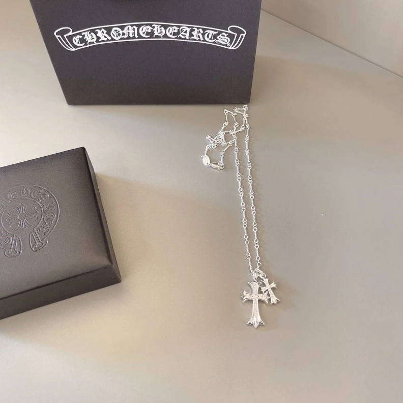 UrbanStyle Chrxmx Hxxrts Necklaces 297007