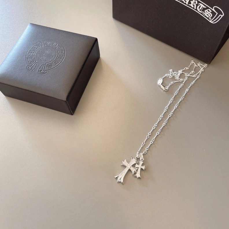 UrbanStyle Chrxmx Hxxrts Necklaces 297007