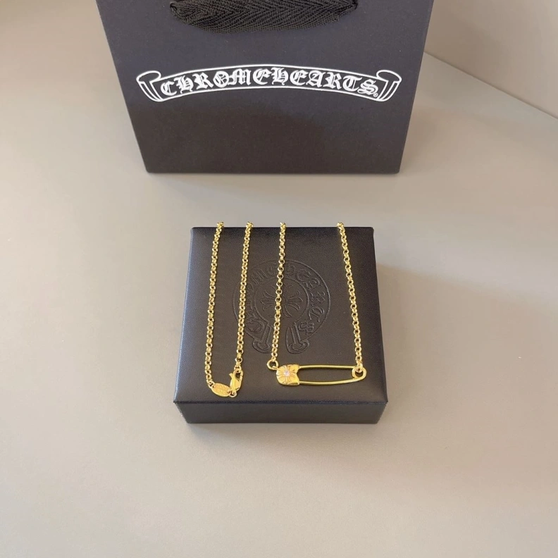 Chrxmx Hxxrts Necklaces Practical 297005