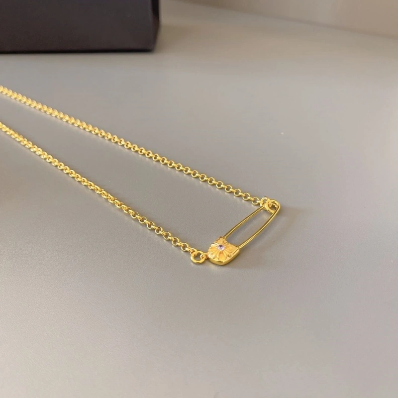 Chrxmx Hxxrts Necklaces Practical 297005