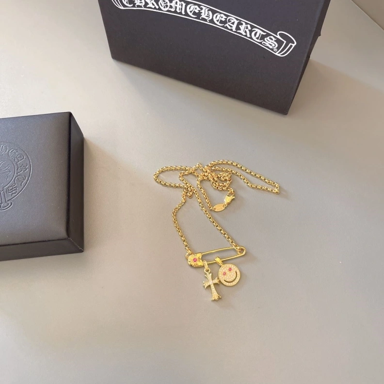 DailyWear Chrxmx Hxxrts Necklaces 297012