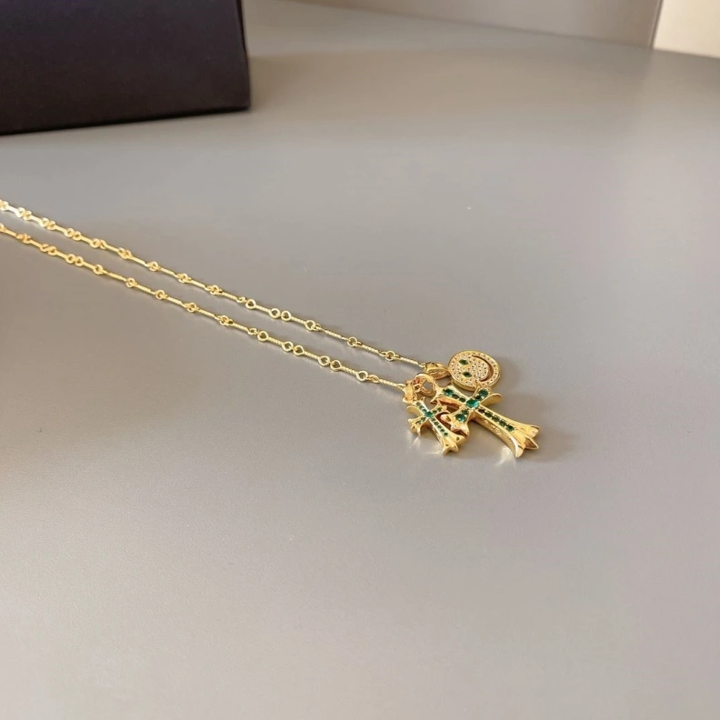 Cozy Chrxmx Hxxrts Necklaces 297021