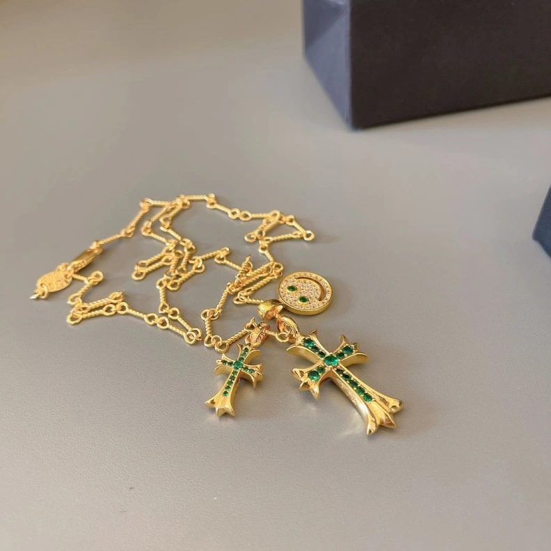 Cozy Chrxmx Hxxrts Necklaces 297021