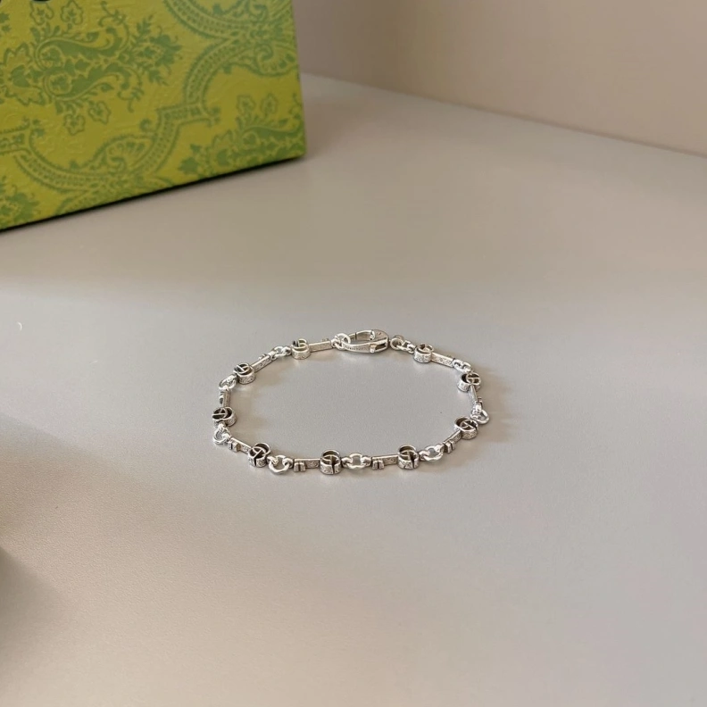 Elegant Gxccx Bracelets 302888