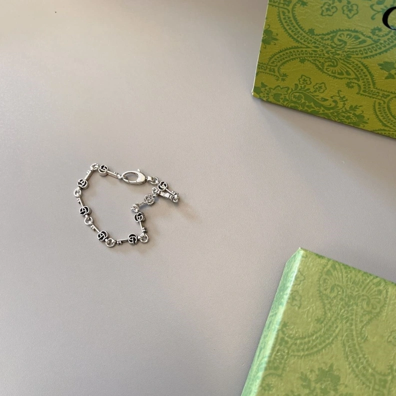 Elegant Gxccx Bracelets 302888
