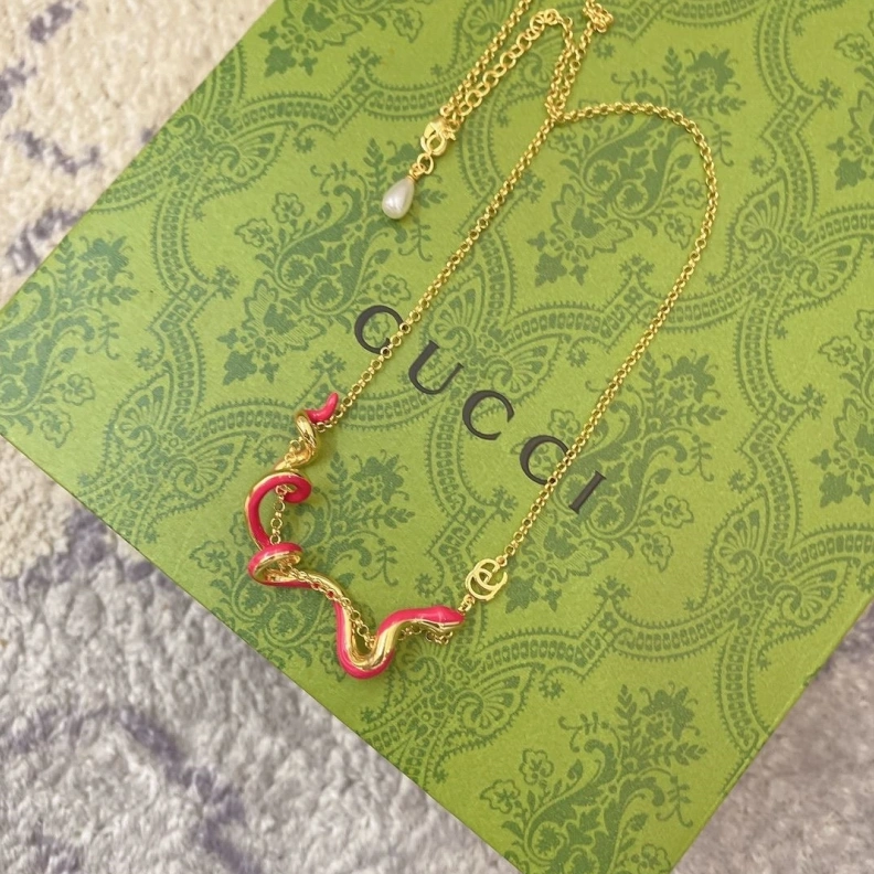 Compact Gxccx Necklaces 302626