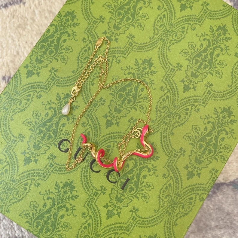 Compact Gxccx Necklaces 302626