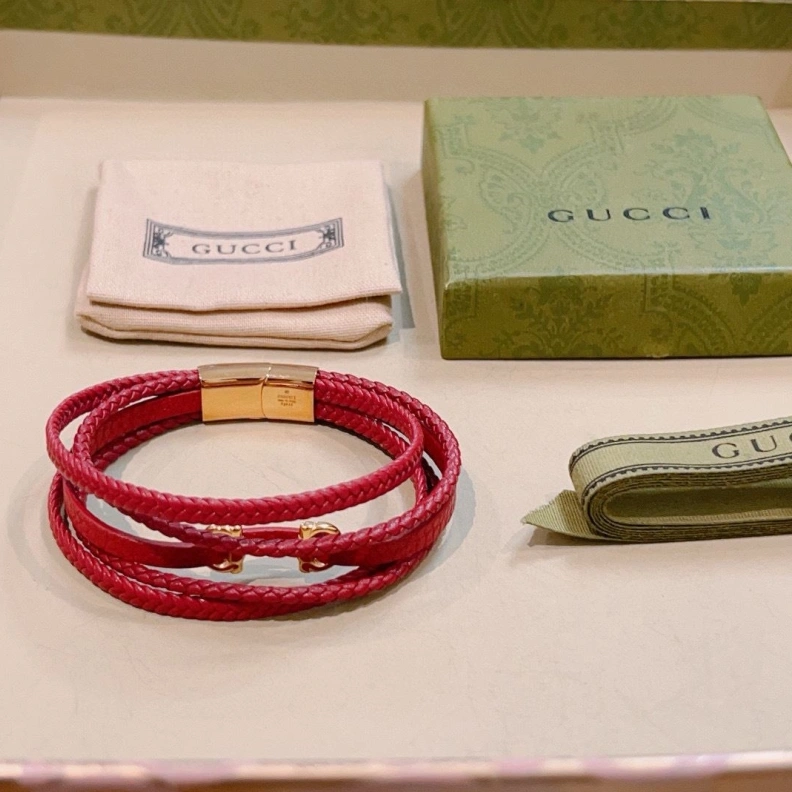 Comfortable Gxccx Bracelets 302887