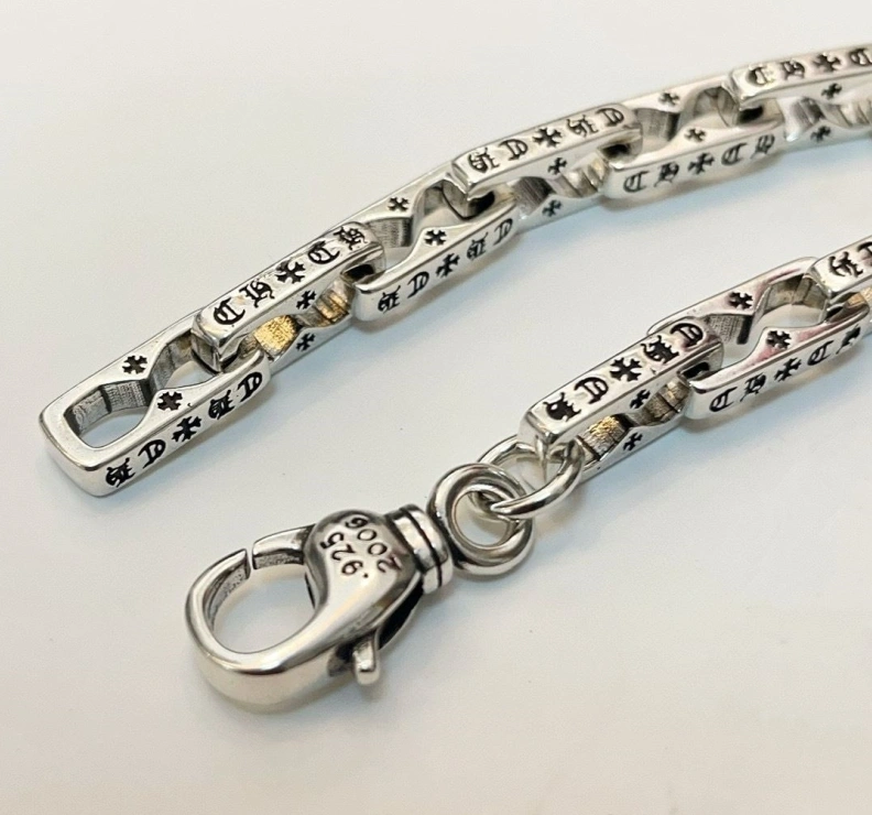 Stylish Chrxmx Hxxrts Bracelets 297385