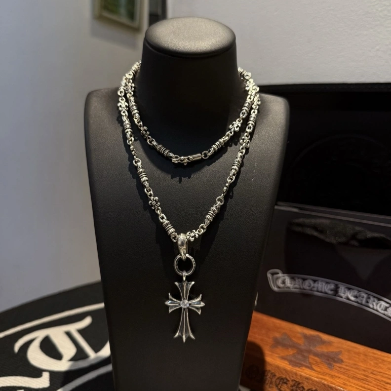 Chrxmx Hxxrts Necklaces Sophisticated 297002