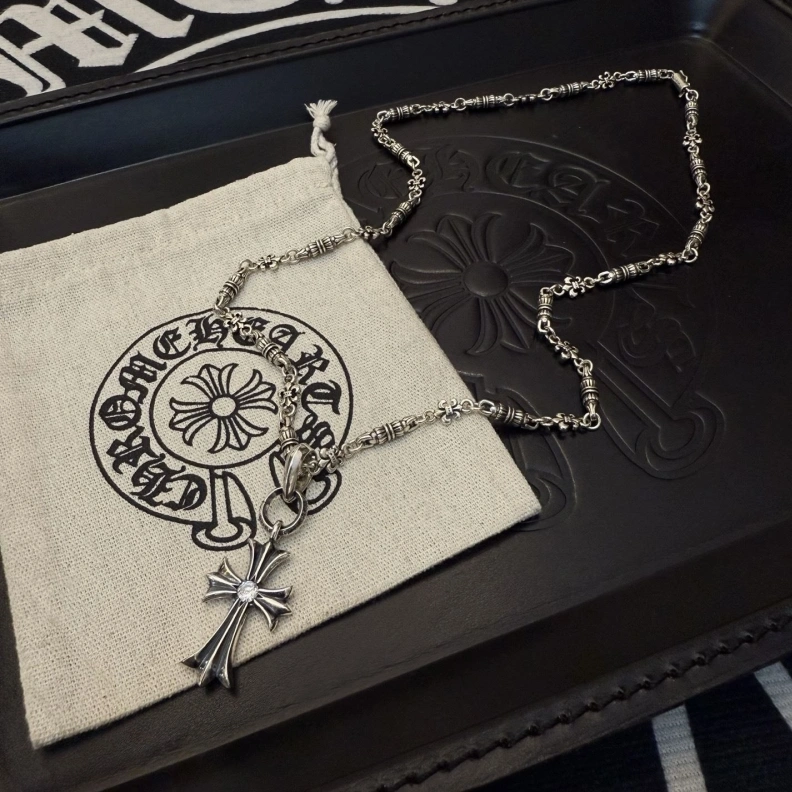 Chrxmx Hxxrts Necklaces Sophisticated 297002
