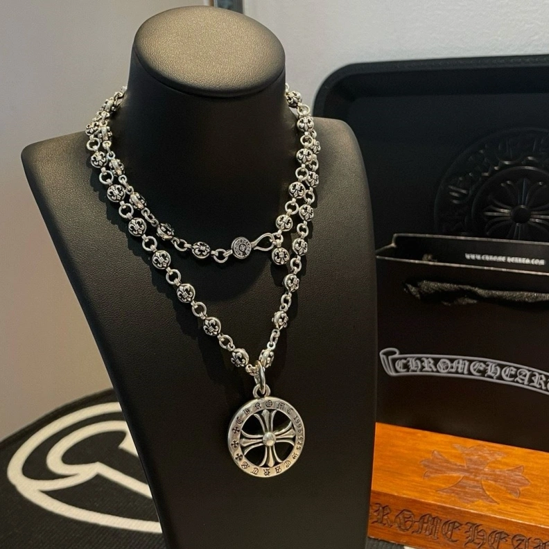 Chrxmx Hxxrts Necklaces Sophisticated 296997