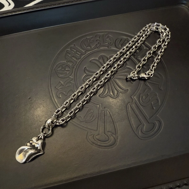 ModernLook Chrxmx Hxxrts Necklaces 296990