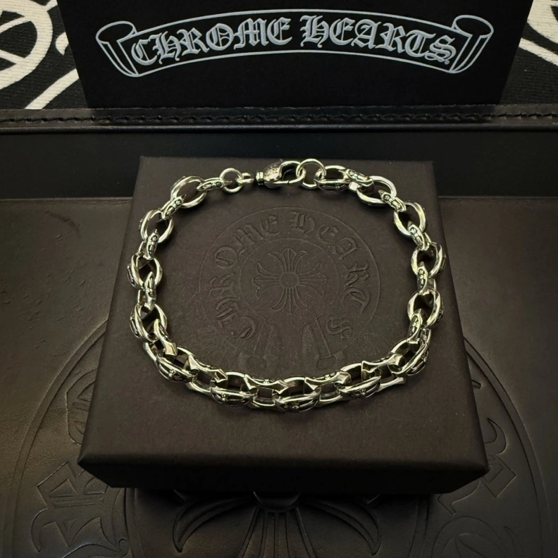 EasyMatch Chrxmx Hxxrts Bracelets 297382