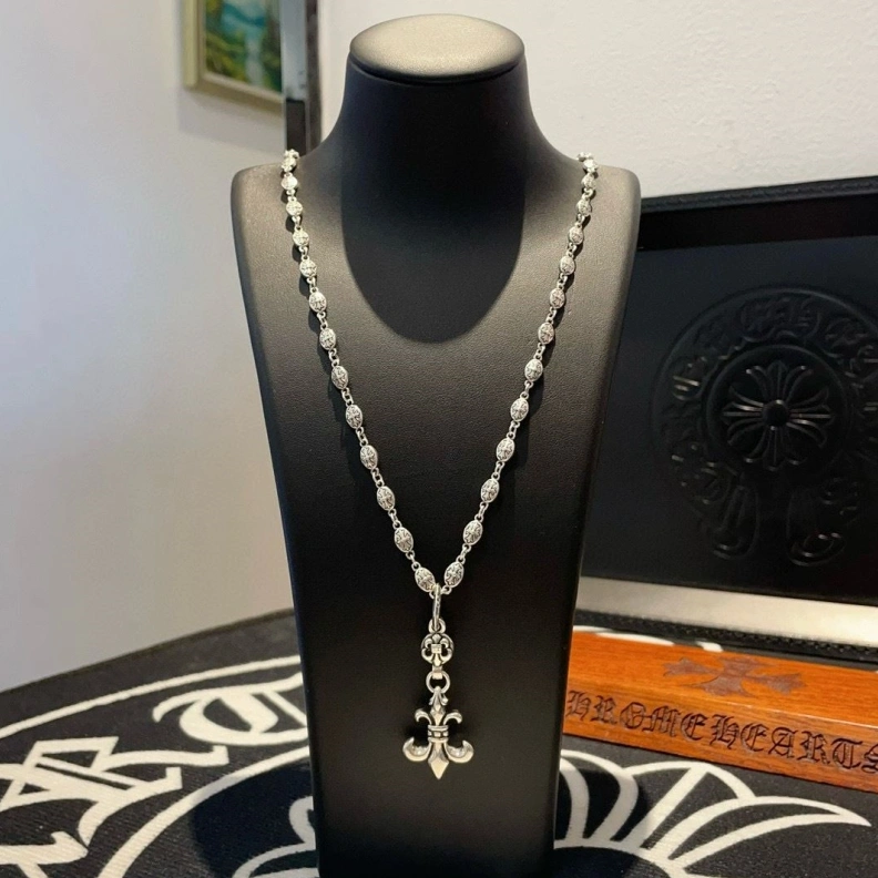 Minimalist Chrxmx Hxxrts Necklaces 297013