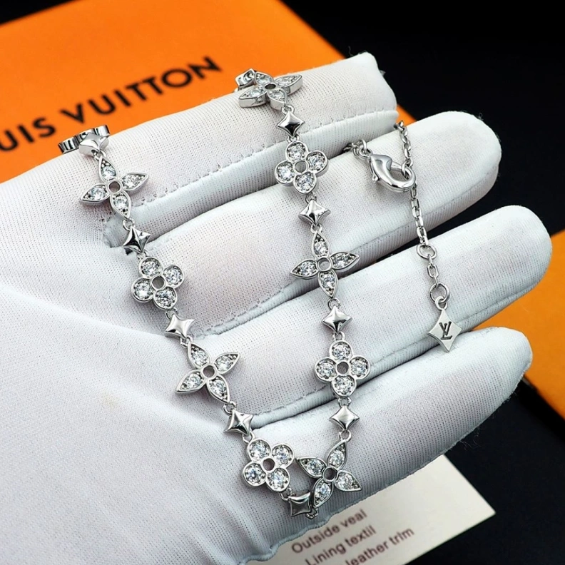 LX Necklaces Efficient 308893