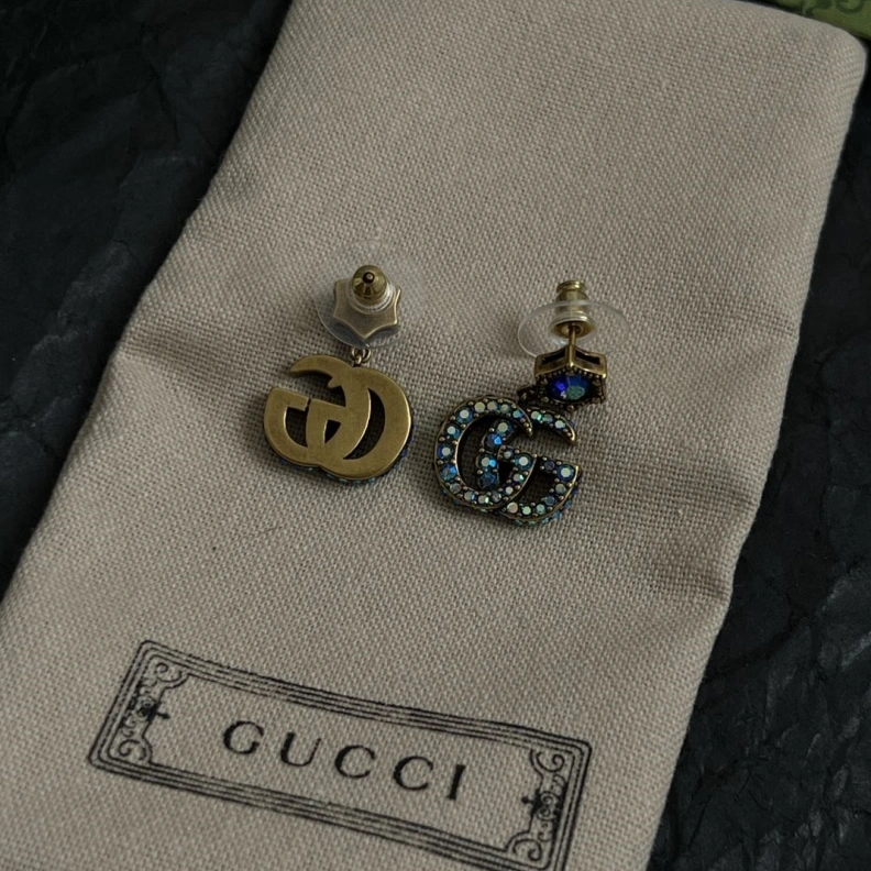 Elegant Gxccx Earrings 302784