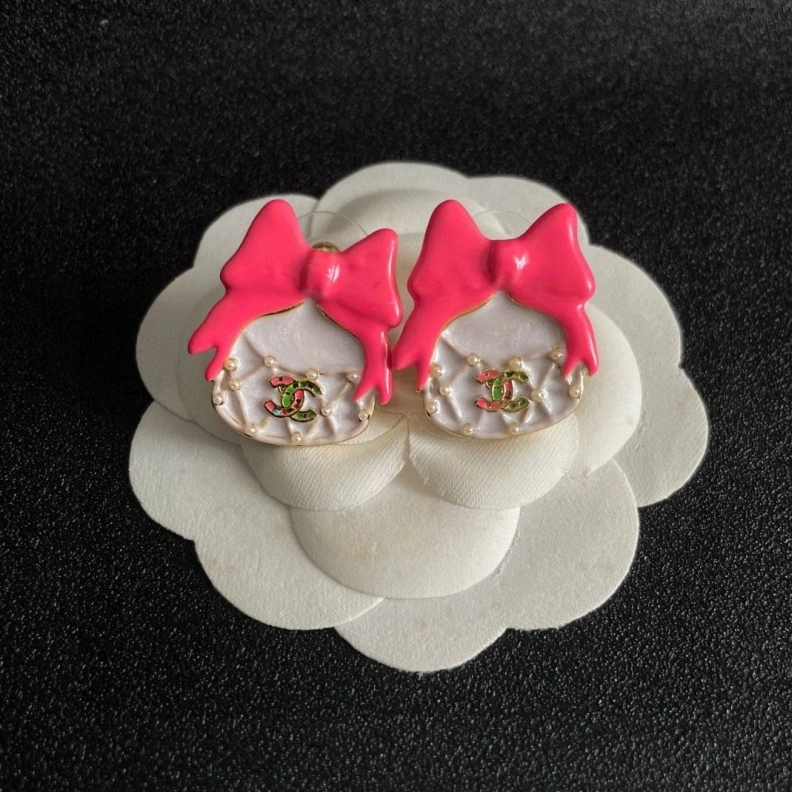 Soft Chxnxl Earrings 286070
