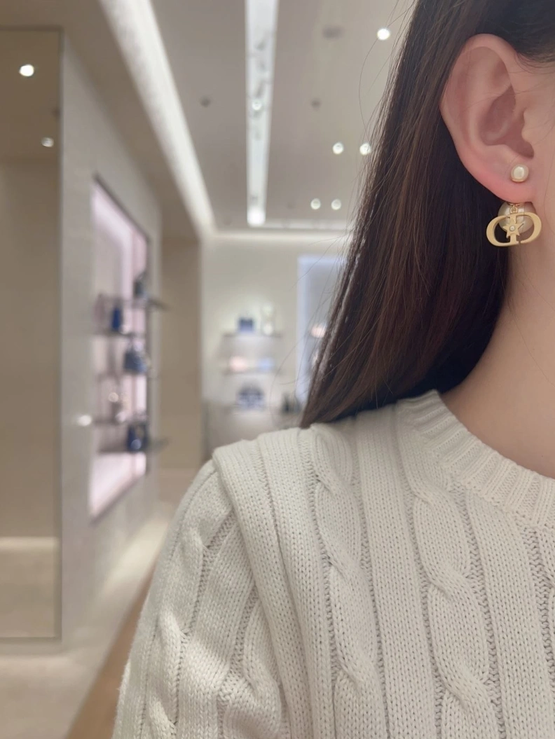 Christian Dxxr Earrings SmartChoice 294225