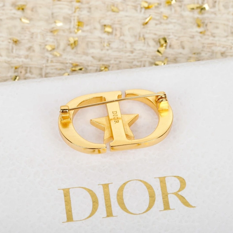 Christian Dxxr Brooches Soft 294271