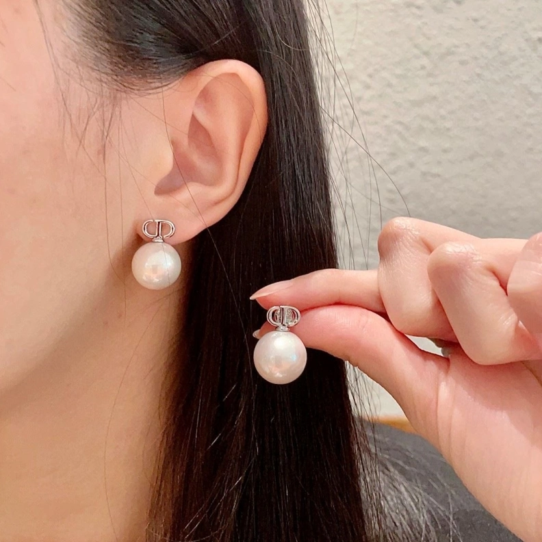 Durable Christian Dxxr Earrings 294219