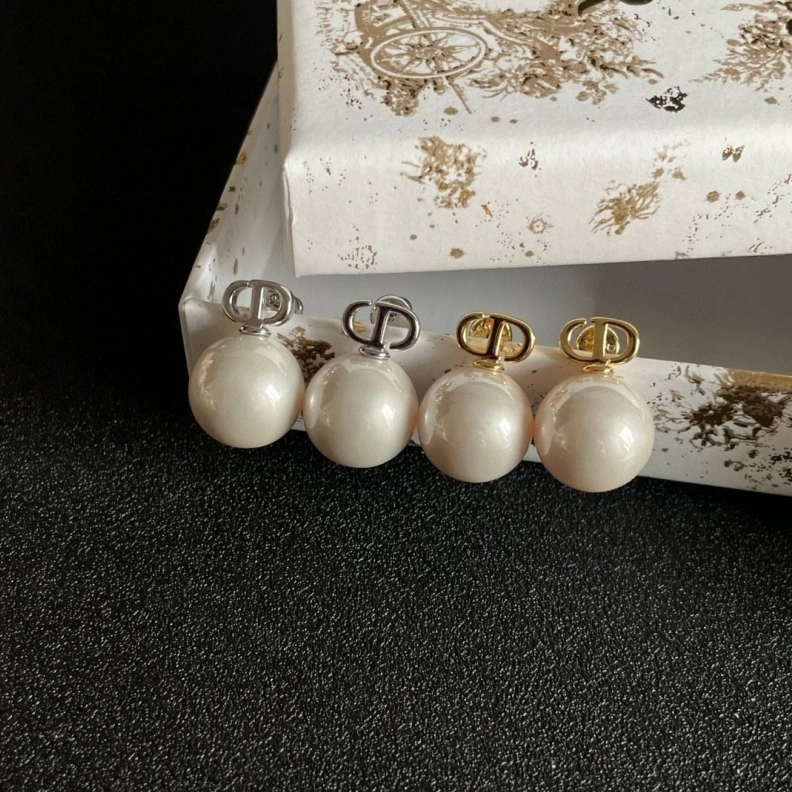 Durable Christian Dxxr Earrings 294219