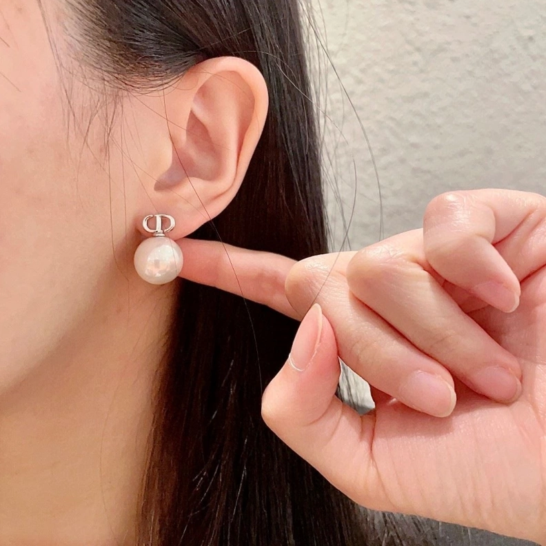 Durable Christian Dxxr Earrings 294219