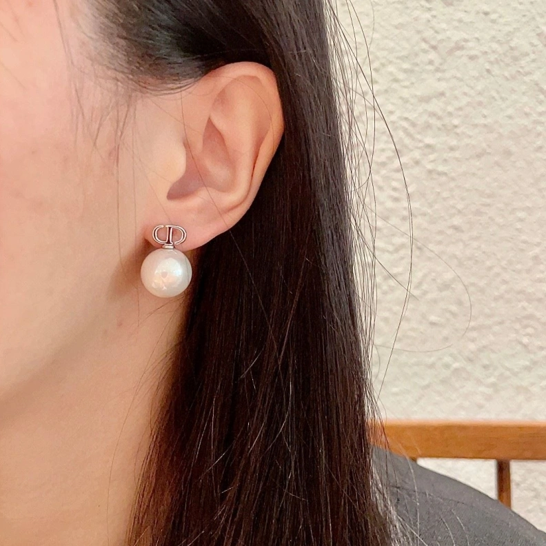 Durable Christian Dxxr Earrings 294219