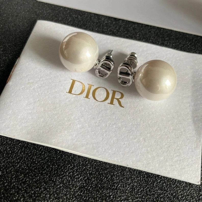 Durable Christian Dxxr Earrings 294219