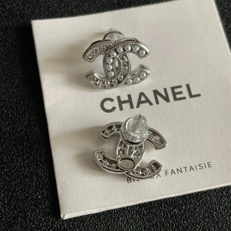 Reliable Chxnxl Earrings 286046