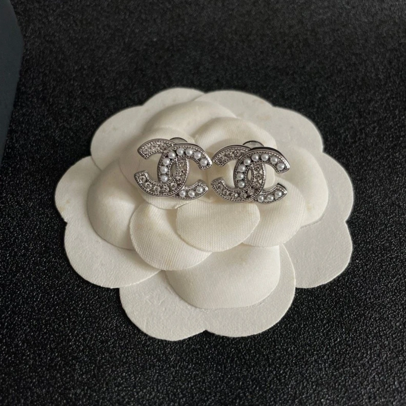Reliable Chxnxl Earrings 286046