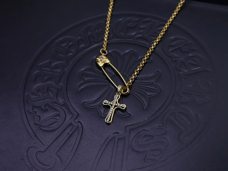 Chrxmx Hxxrts Necklaces WellDesigned 296999
