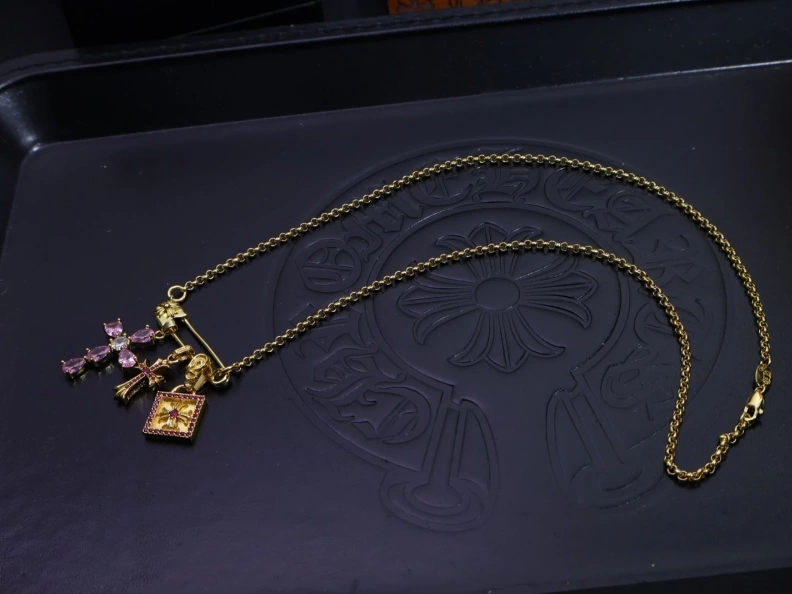 Chrxmx Hxxrts Necklaces Soft 296978